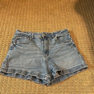 American Eagle Mom shorts, size 8